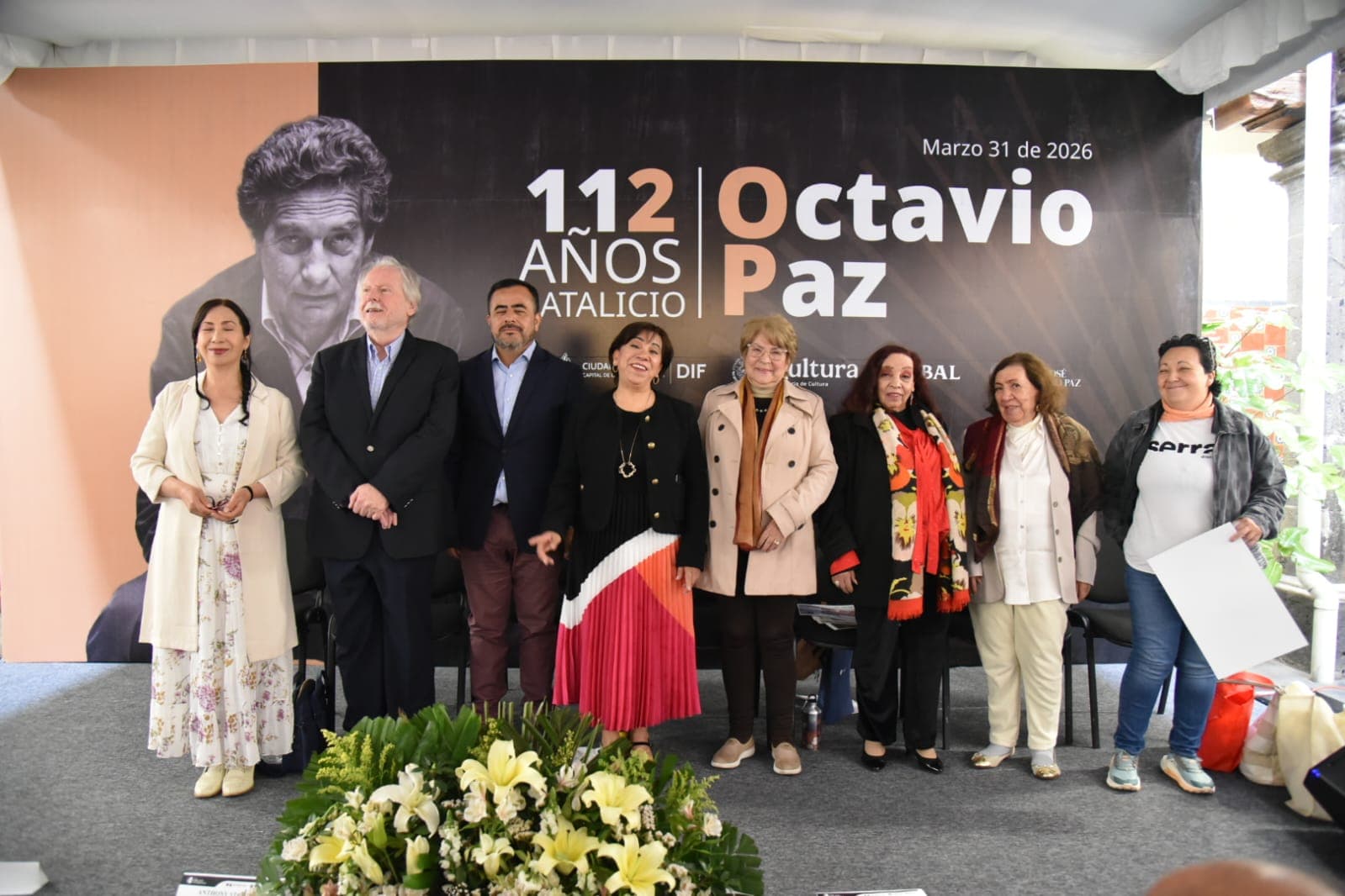 Festejan DIF Ciudad de México y casa Marie José y Octavio Paz el 112 aniversario del natalicio del escritor